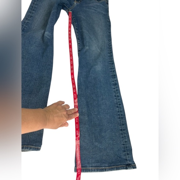 bebe Vintage Mid Rise Flare Leg Denim Jeans USA SZ 30 Tan Suede Back Logo Y2k - Picture 10 of 16